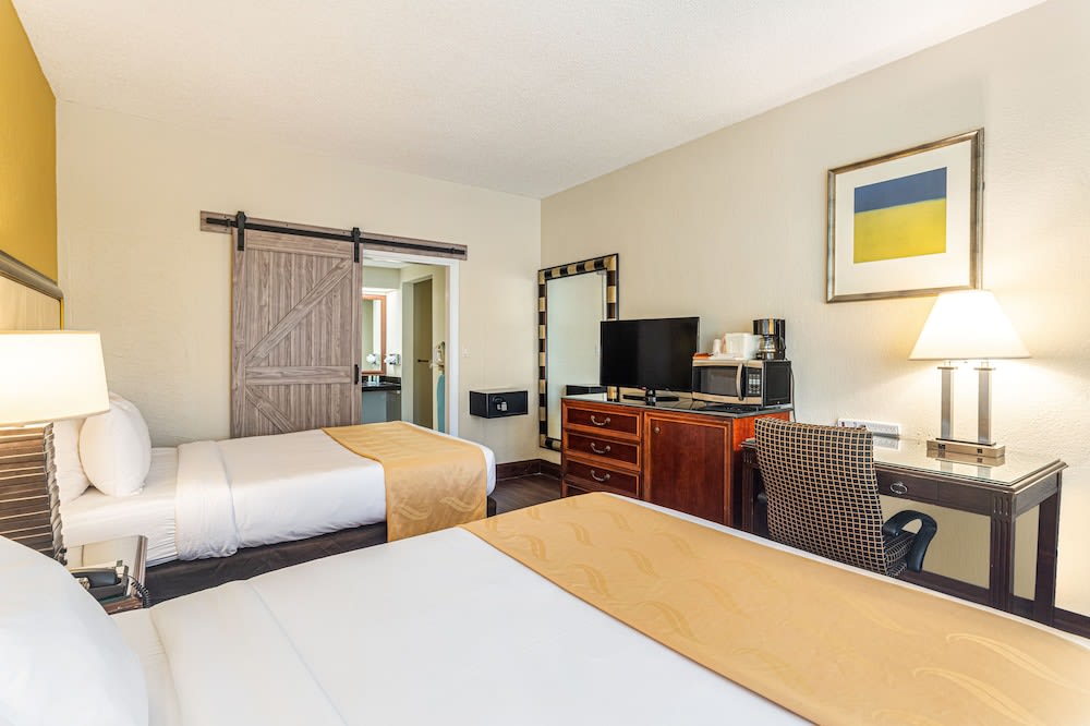 Quality Inn Boca Raton University Area 5