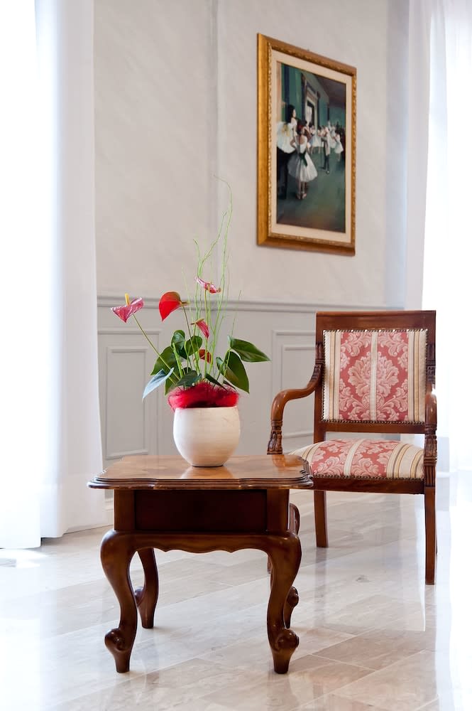 Nouvel Hotel Des Bains 5