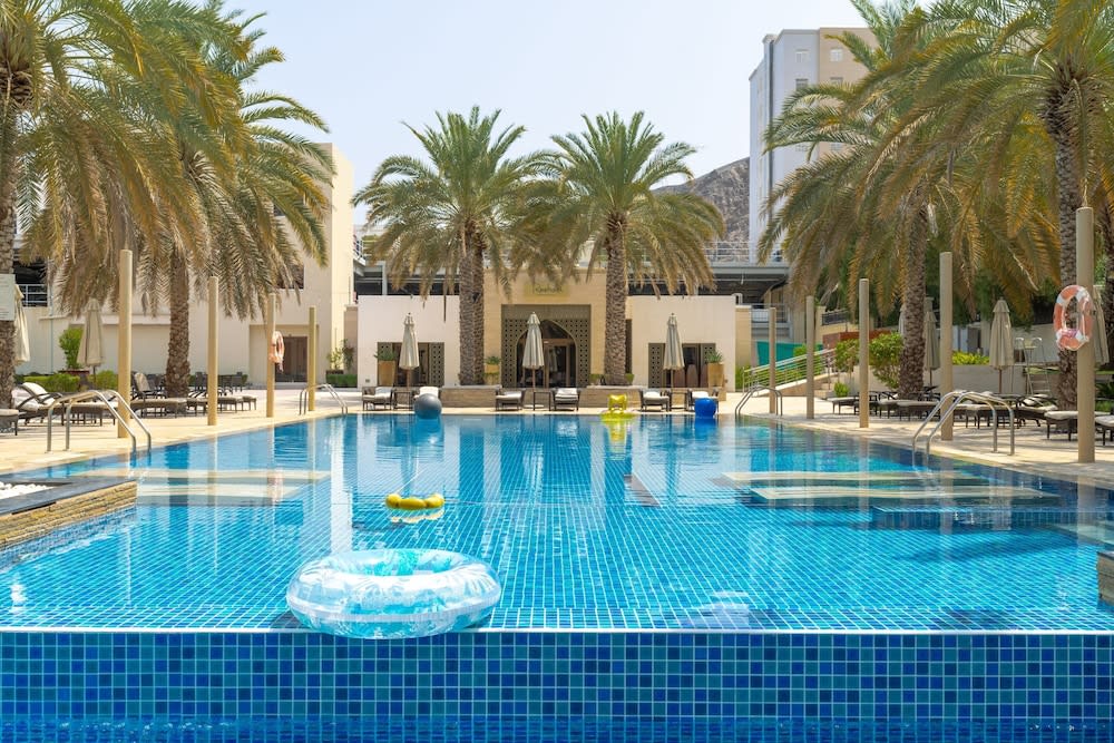 Sheraton Oman Hotel 1