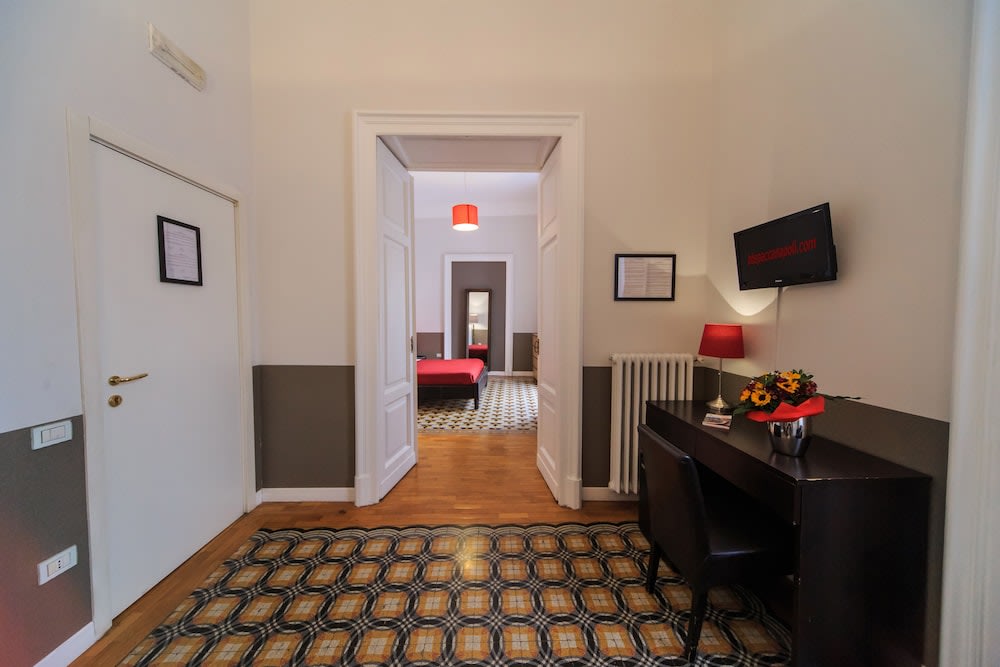 Spaccanapoli Comfort Suites 3