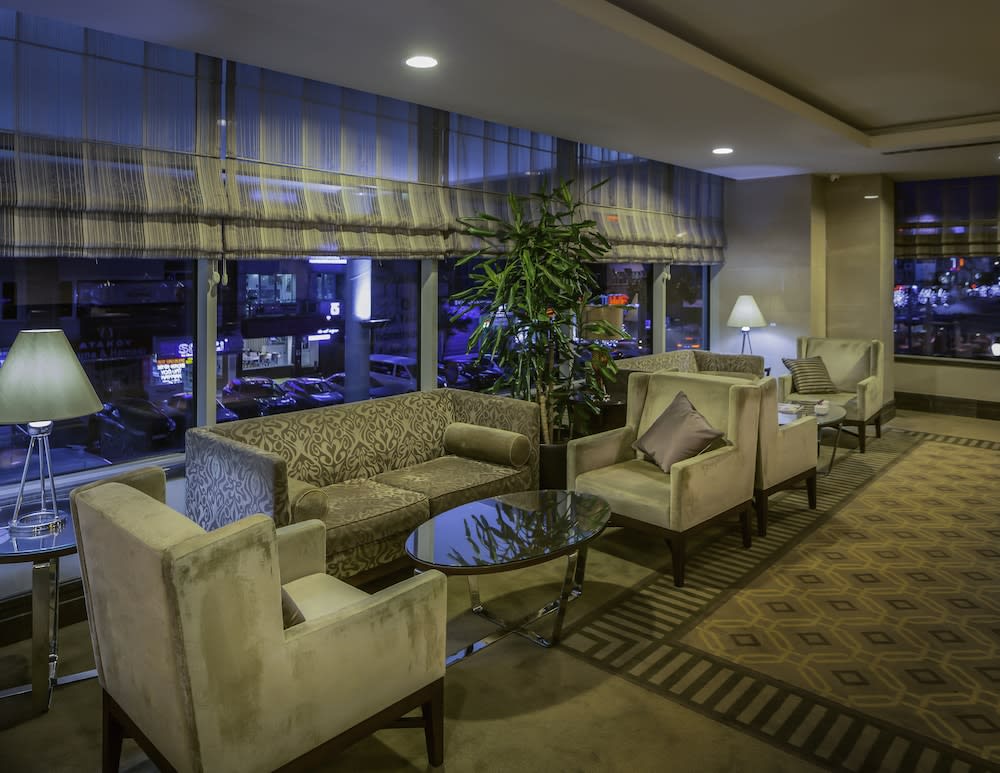 Titanic Port Bakirkoy 3