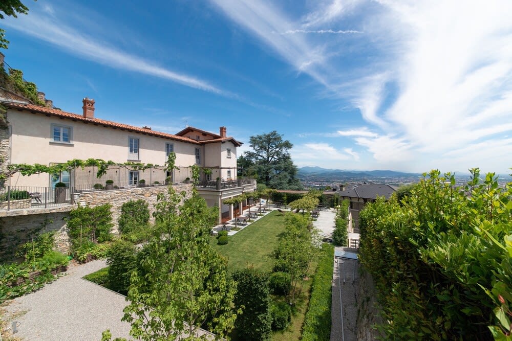 Relais San Vigilio al Castello 1