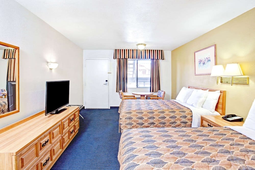 Travelodge by Wyndham Banning Casino and Outlet Mall 5