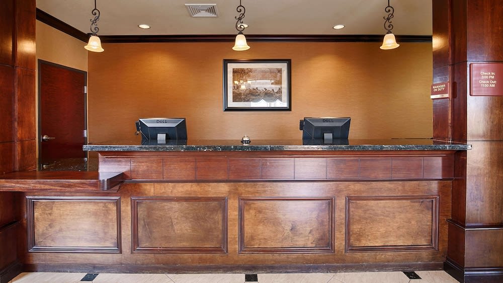 Best Western Orange Inn & Suites 2