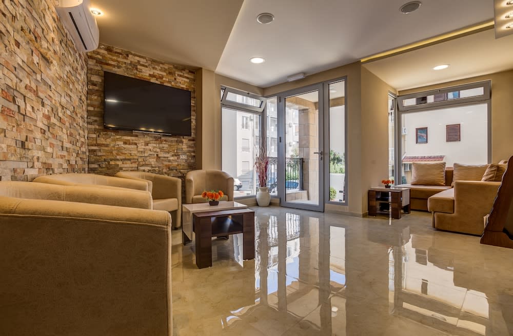 Almare apartments Budva 2