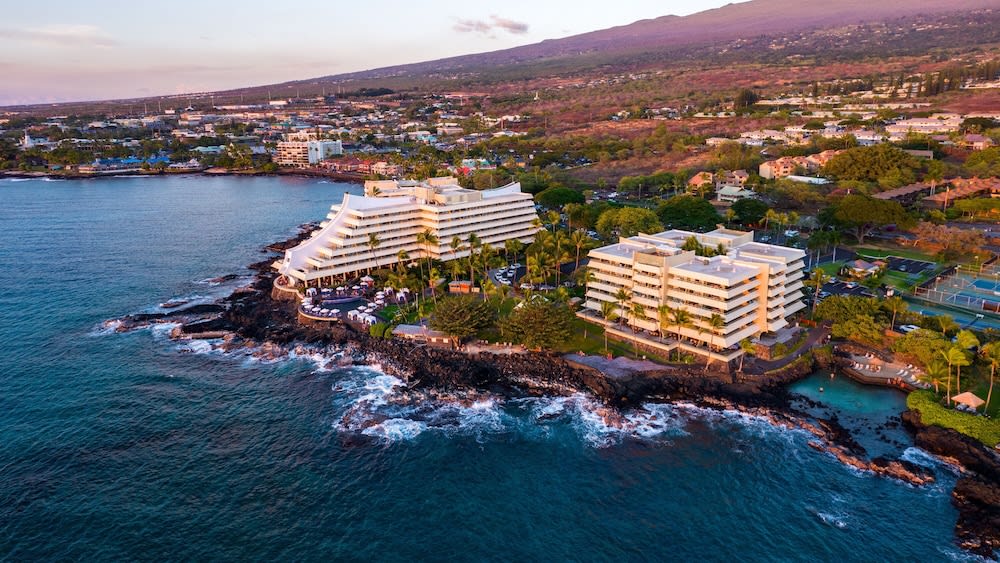 Royal Kona Resort 1