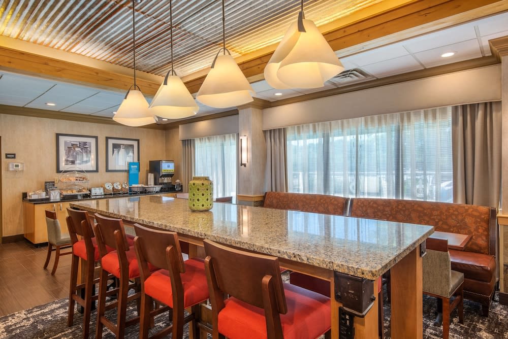 Hampton Inn Wilkesboro 3