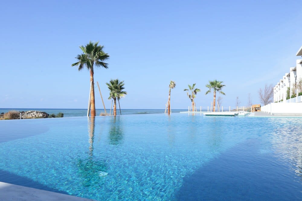 La Siesta Hotel & Beach Resort 1