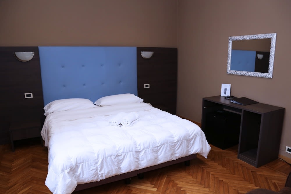 Hotel Globo Suite-Correnti hotels 3