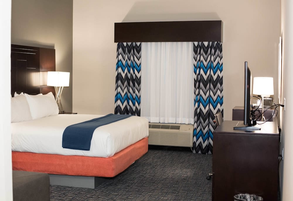 Holiday Inn Express & Suites OKLAHOMA CITY SOUTHEAST - I-35 by IHG 2