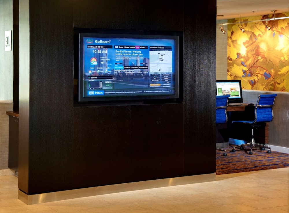 Courtyard Cincinnati Blue Ash 2