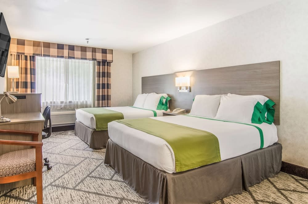 GuestHouse Inn & Suites Poulsbo 5