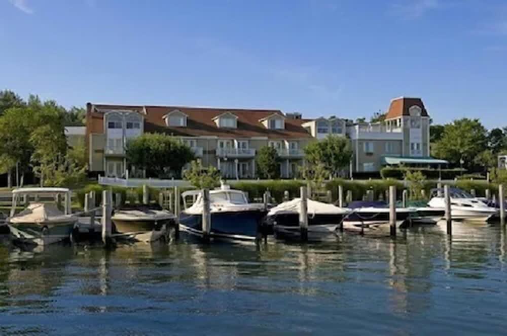 Sag Harbor Inn 1