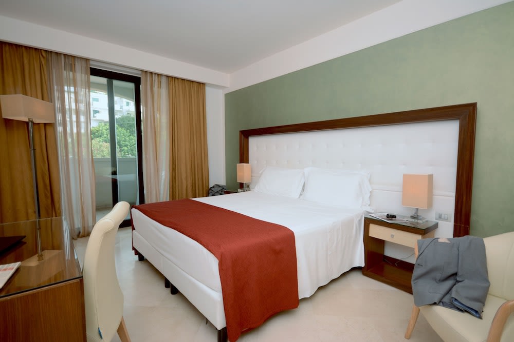 Vittoria Resort Pool & SPA 3