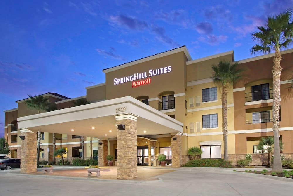 SpringHill Suites by Marriott Madera 1