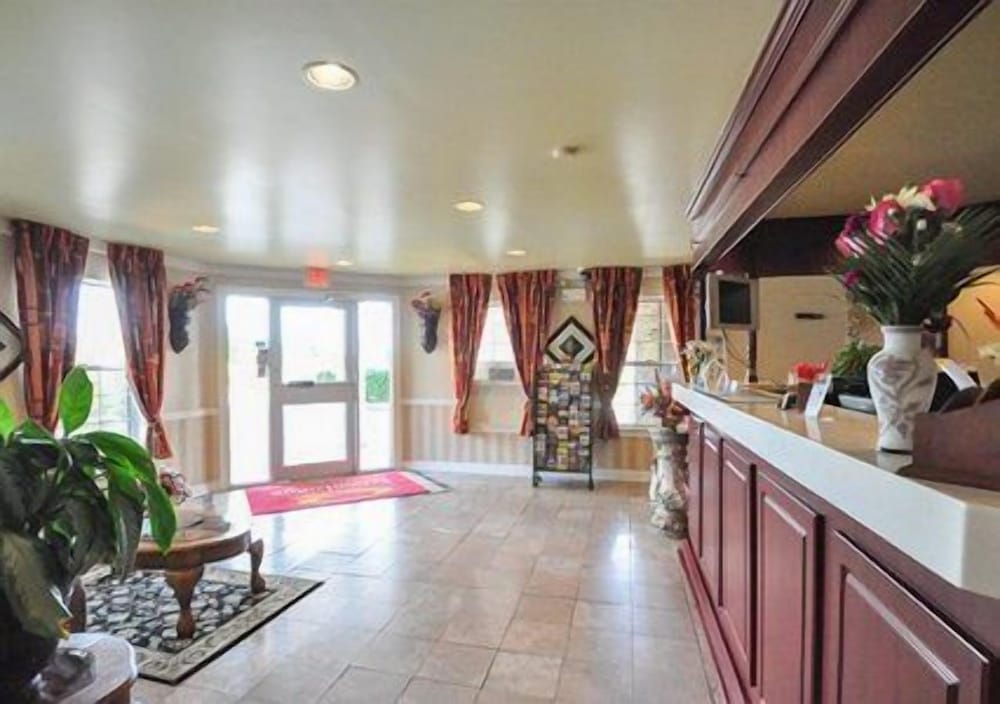 Econo Lodge Princess Anne 2