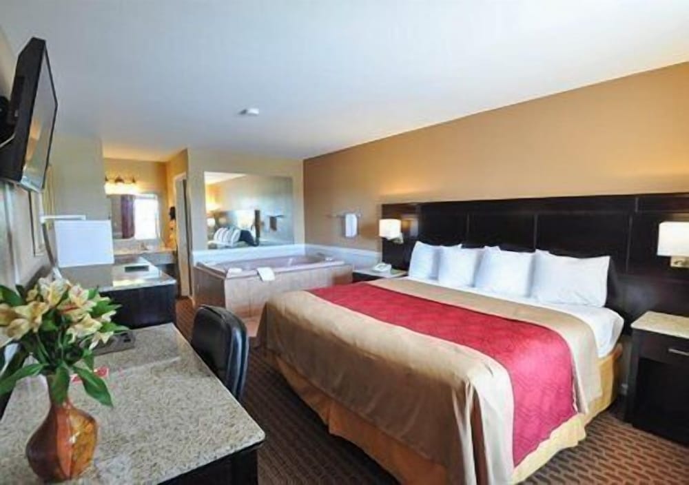 Econo Lodge Princess Anne 4