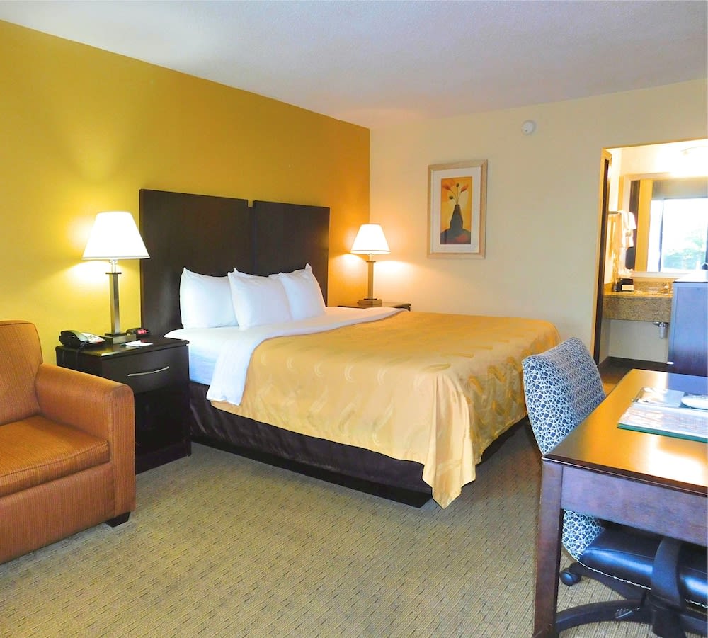 Quality Inn Jonesville I-77 5