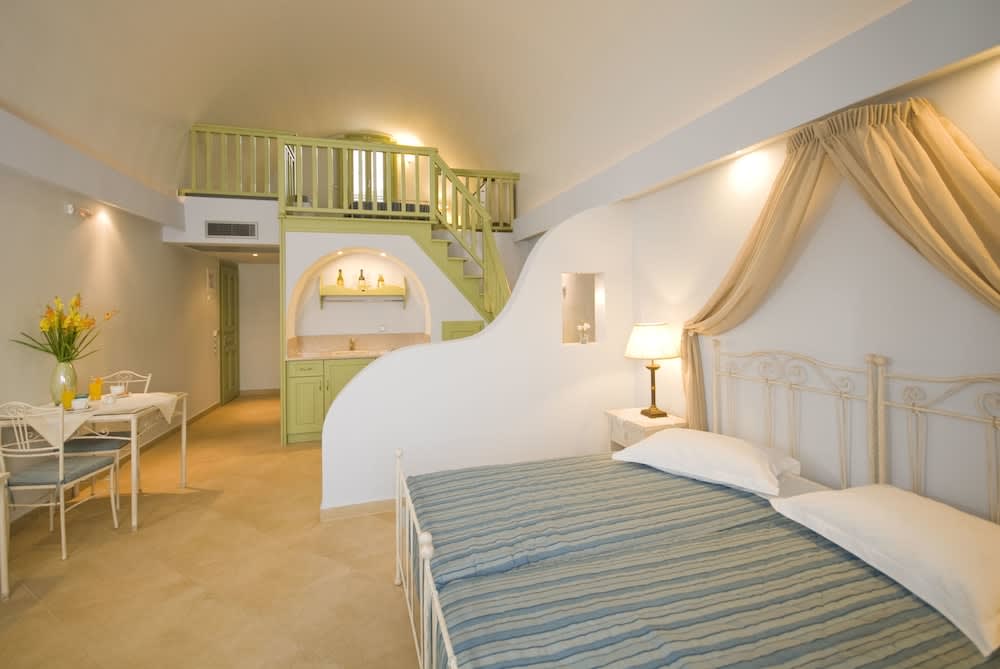 Anassa Deluxe Suites 4