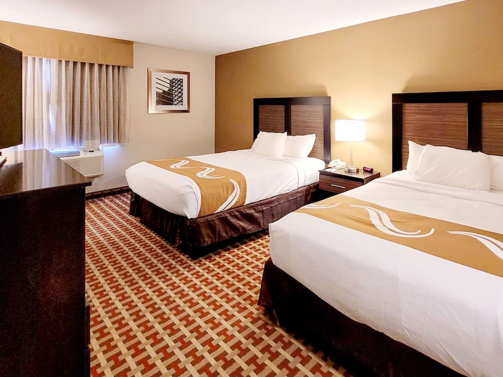 Quality Inn & Suites Marion 1