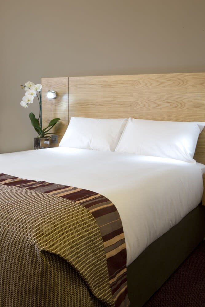 Leonardo Hotel Derby 1