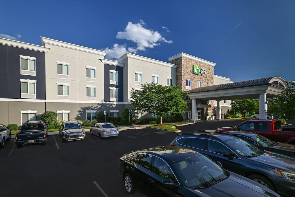 Holiday Inn Express & Suites CHARLOTTE SOUTHEAST - MATTHEWS by IHG 1