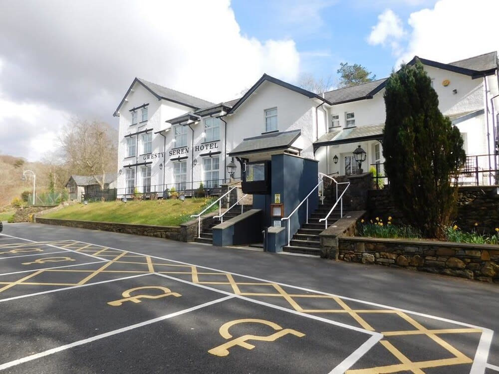 Gwesty Seren Hotel 1