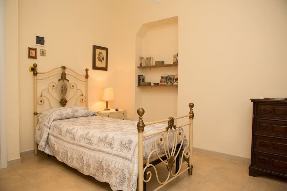 Antica Dimora B&B Canosa 5