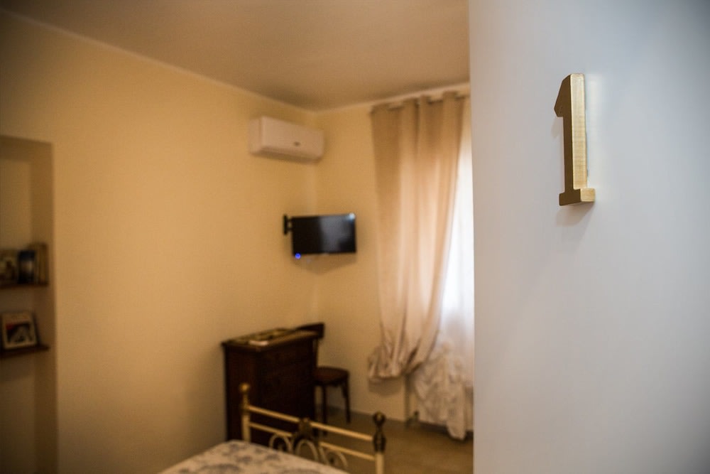 Antica Dimora B&B Canosa 3