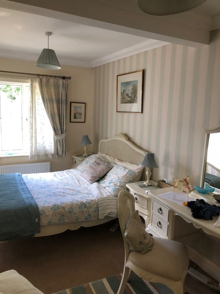 Copperfields Guest House 2