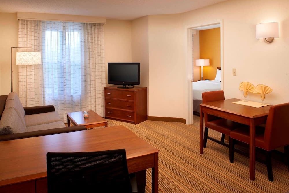 Sonesta ES Suites Chicago Waukegan Gurnee 4
