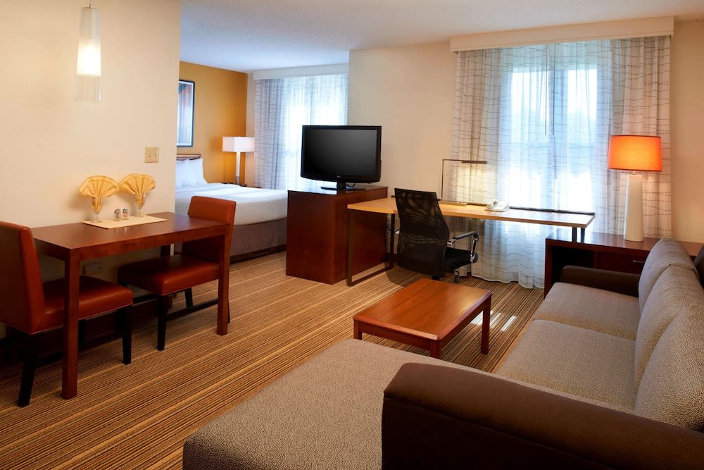 Sonesta ES Suites Chicago Waukegan Gurnee 1