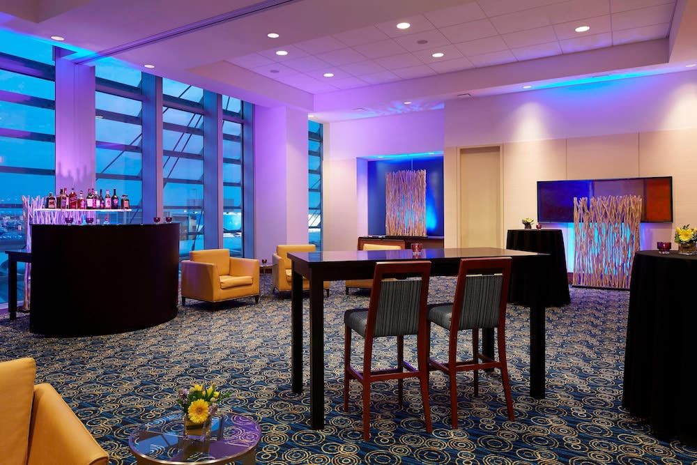 Marriott Montreal Airport In-Terminal Hotel 4