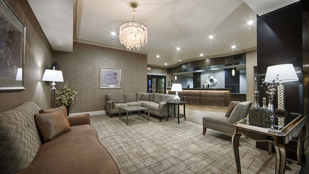 Best Western Plus Texarkana Inn and Suites 1