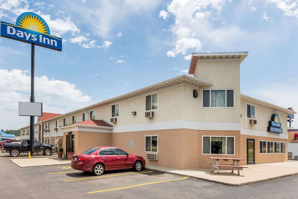 Days Inn by Wyndham Sioux City 1