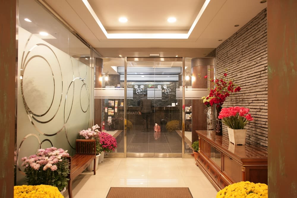 Hill house Hotel 2