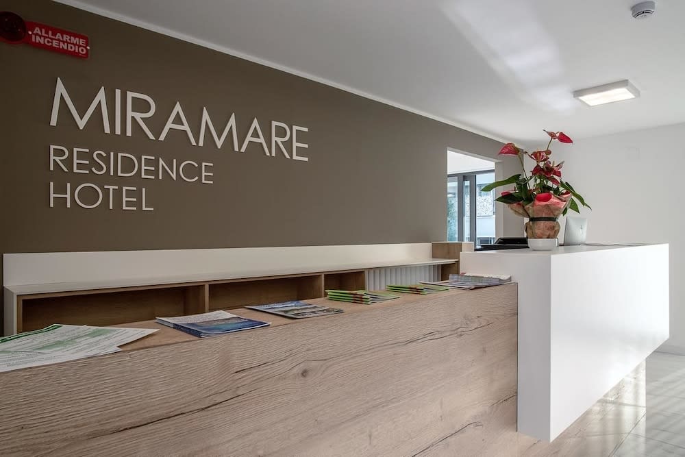 Aparthotel Miramare 1