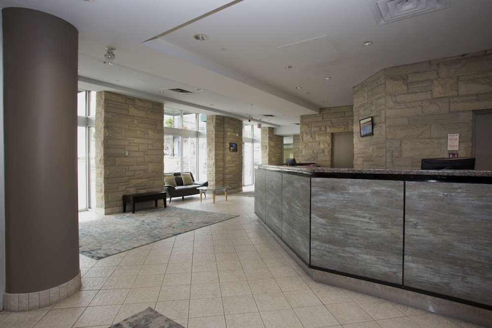 The Falls Hotel & Inn 2
