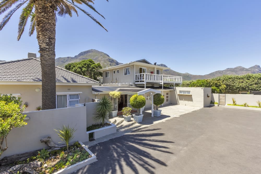The Beach House Hout Bay 1