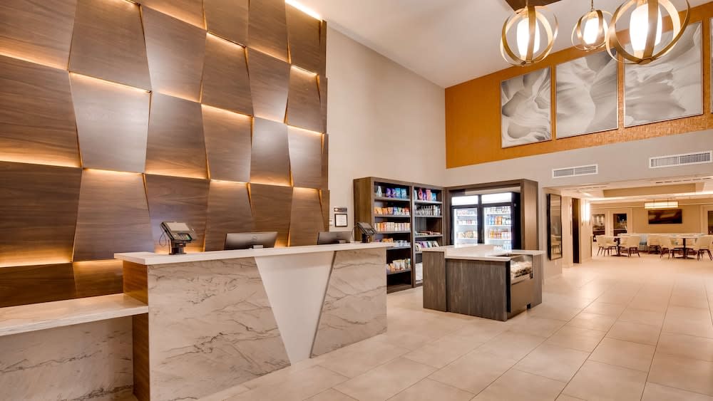 Aiden by Best Western Scottsdale North 2