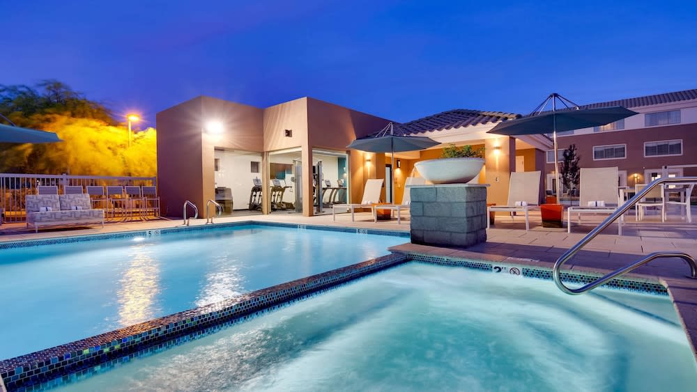 Aiden by Best Western Scottsdale North 1
