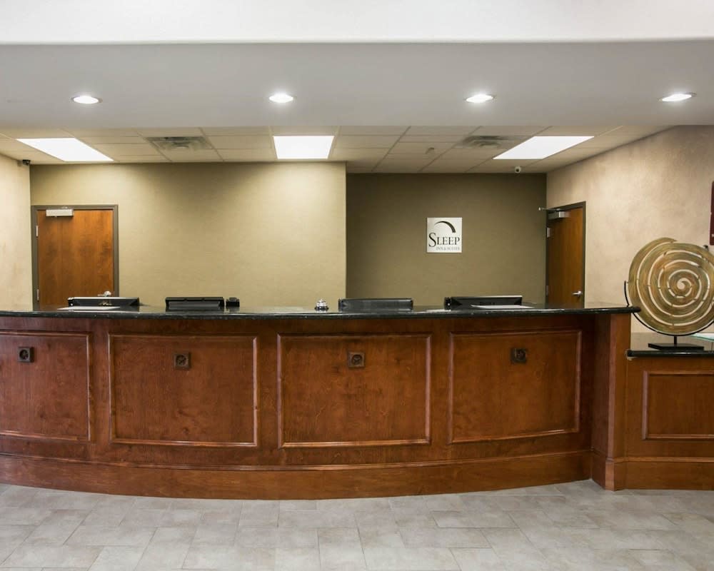 Sleep Inn & Suites Hwy 290-NW Freeway 2