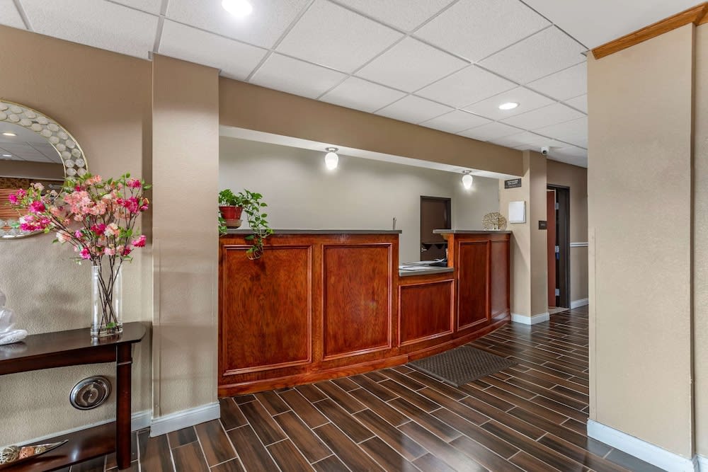 Comfort Inn & Suites Carbondale University Area 2