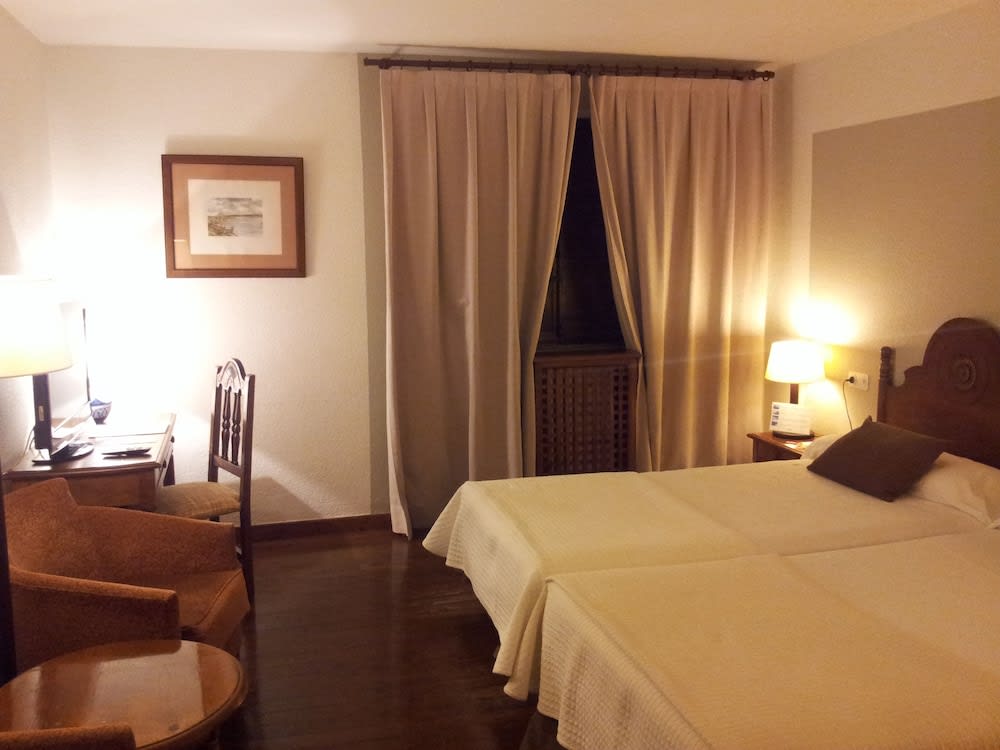 Parador de Santillana del Mar 5