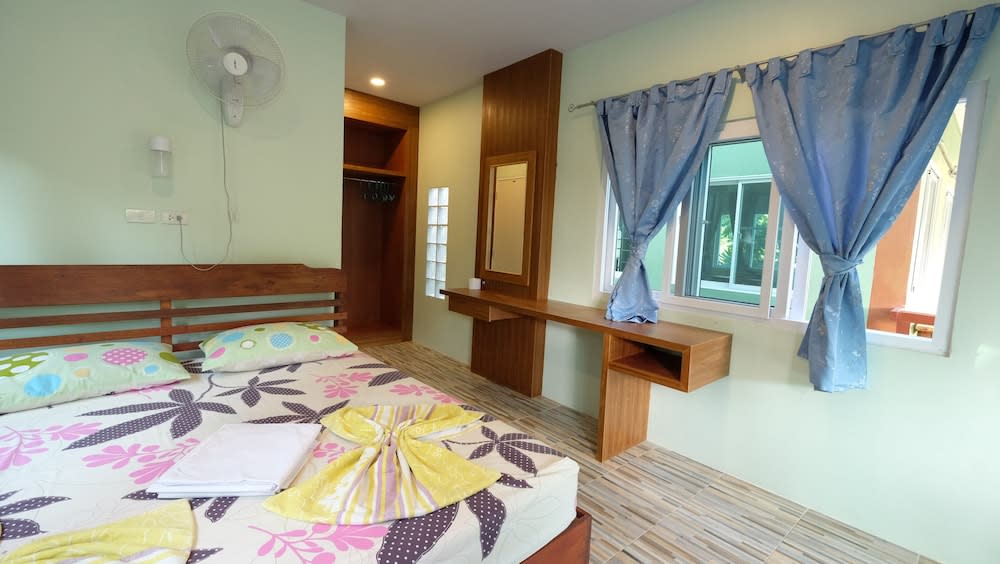 Ibiza Beach Resort 2