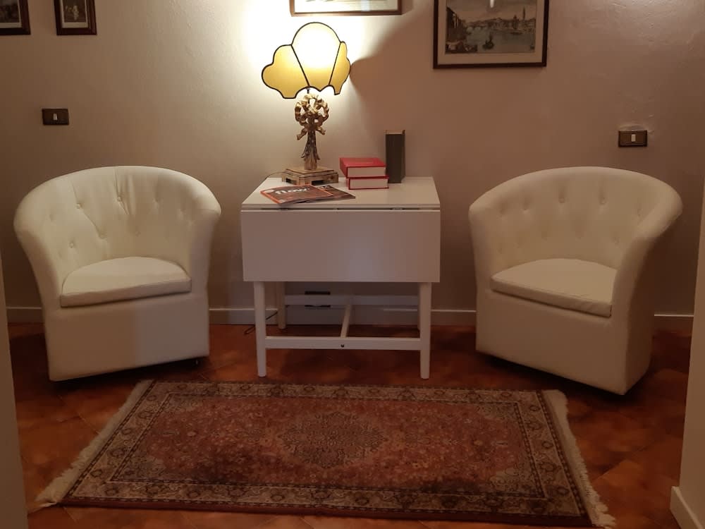 Chiantirooms Guesthouse 2