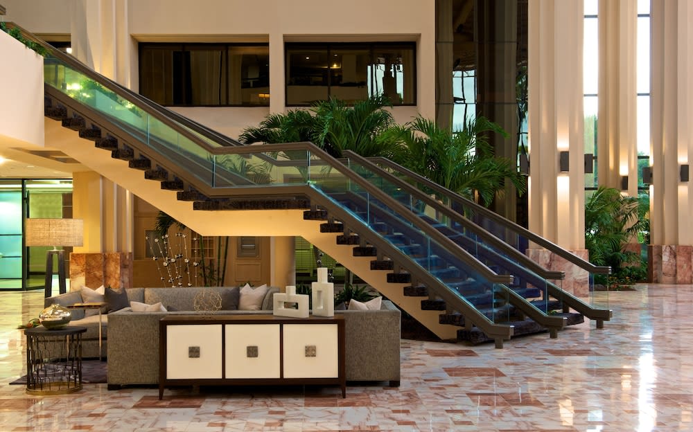 Embassy Suites by Hilton Palm Beach Gardens PGA Boulevard 4