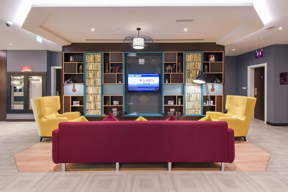 Premier Inn Dubai International Airport 5