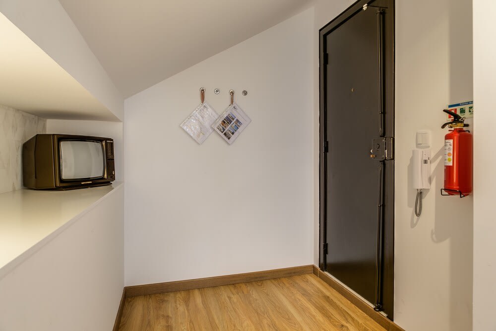 Home Out Rooms & Apartments 3