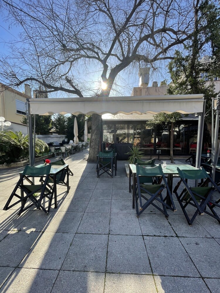 Hotel Les Cigalons 1